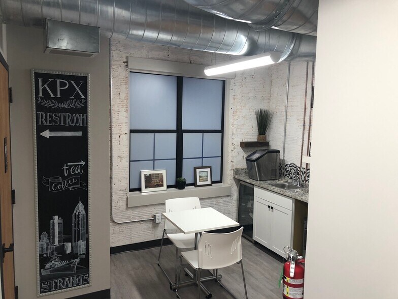 More Photos Of 60 St Francis St, Mobile Coworking Space