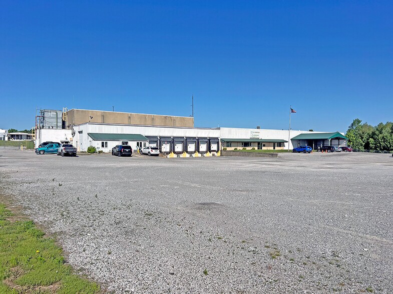 More Photos Of 7945 Old Highway 51 N, Cobden Warehouse For Sale