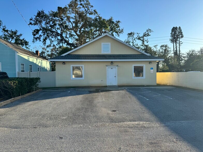 More Photos Of 5321 1st Ave S, Saint Petersburg Office Residential For Sale