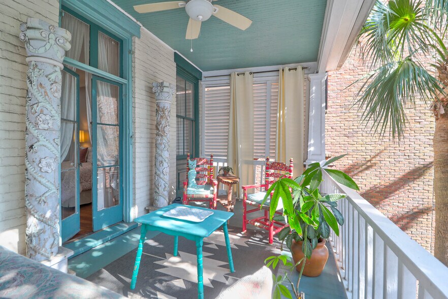 More Photos Of 78 Society St, Charleston Specialty For Sale
