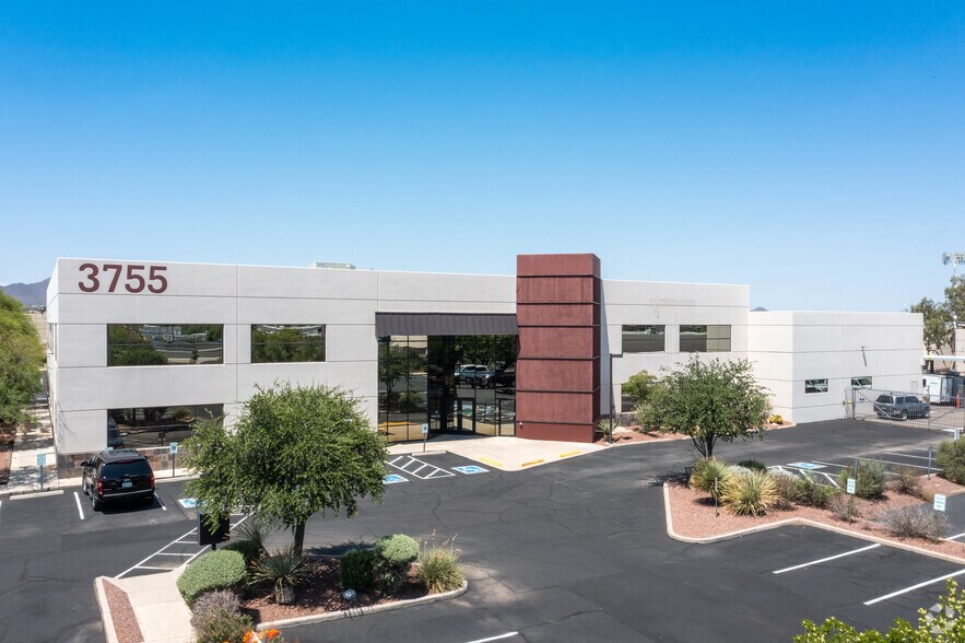 More Photos Of 3755 N Business Center Dr, Tucson Manufacturing For Lease