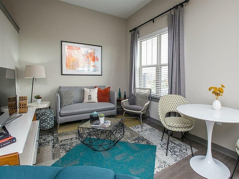 More Photos Of 120 S 5th St, Nashville Apartments For Lease