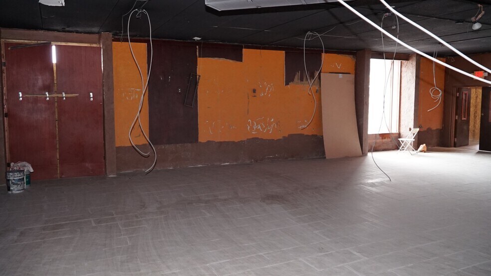 More Photos Of 4498 A Washington Rd, East Point Freestanding For Sale