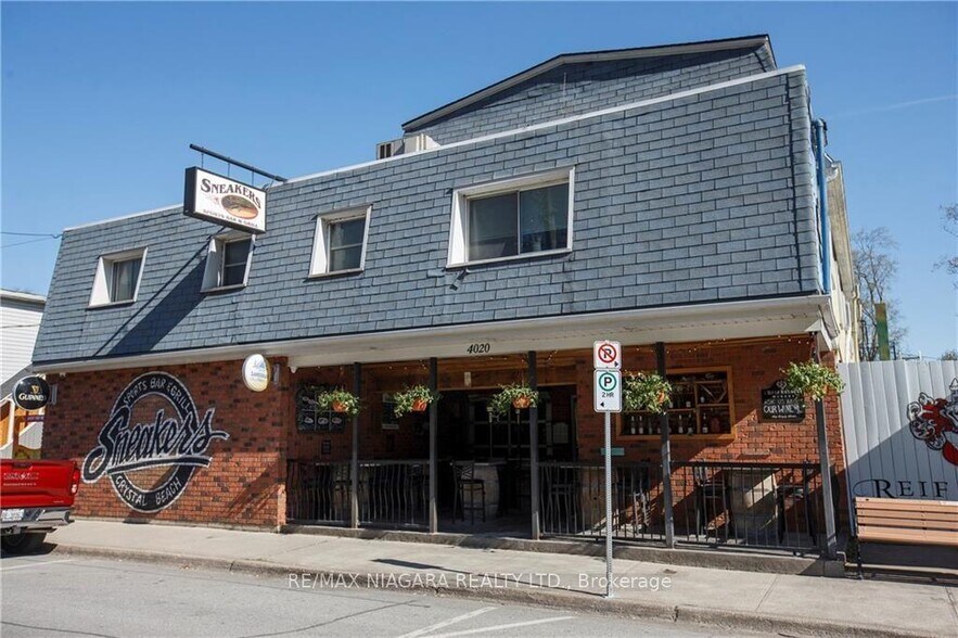 More Photos Of 4020 Erie Rd, Crystal Beach Storefront Retail Residential For Sale