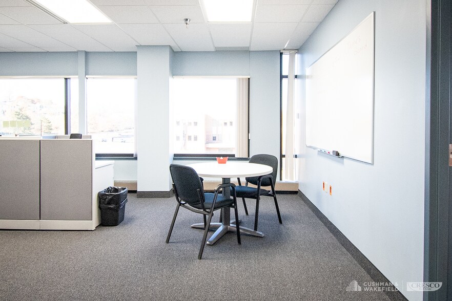 More Photos Of 6500 Rockside Rd, Independence Office For Lease