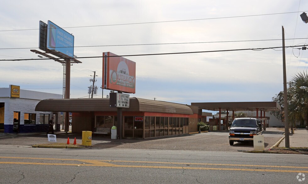 Primary Photo Of 9 Pass Rd, Gulfport Carwash For Sale