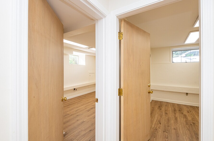 More Photos Of 36 Salem St, Lynnfield Office For Lease