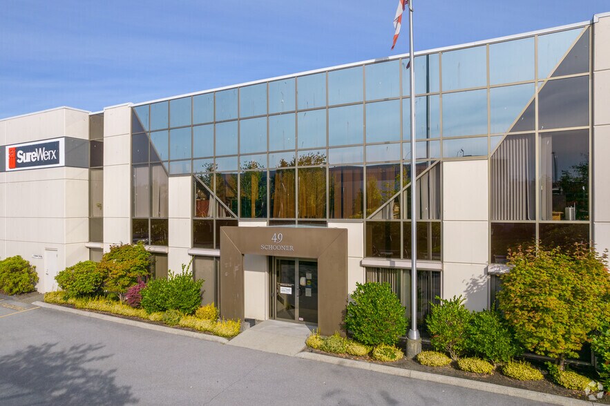 More Photos Of 49 Schooner St, Coquitlam Warehouse For Lease