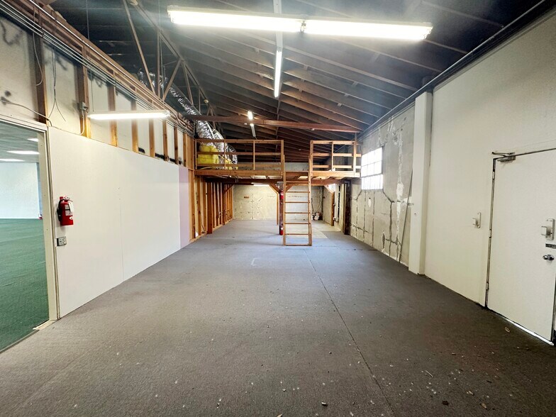 More Photos Of 1310 El Camino Real, San Carlos Freestanding For Lease