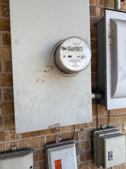 More Photos Of 9200 White Settlement Rd, Fort Worth Medical For Sale