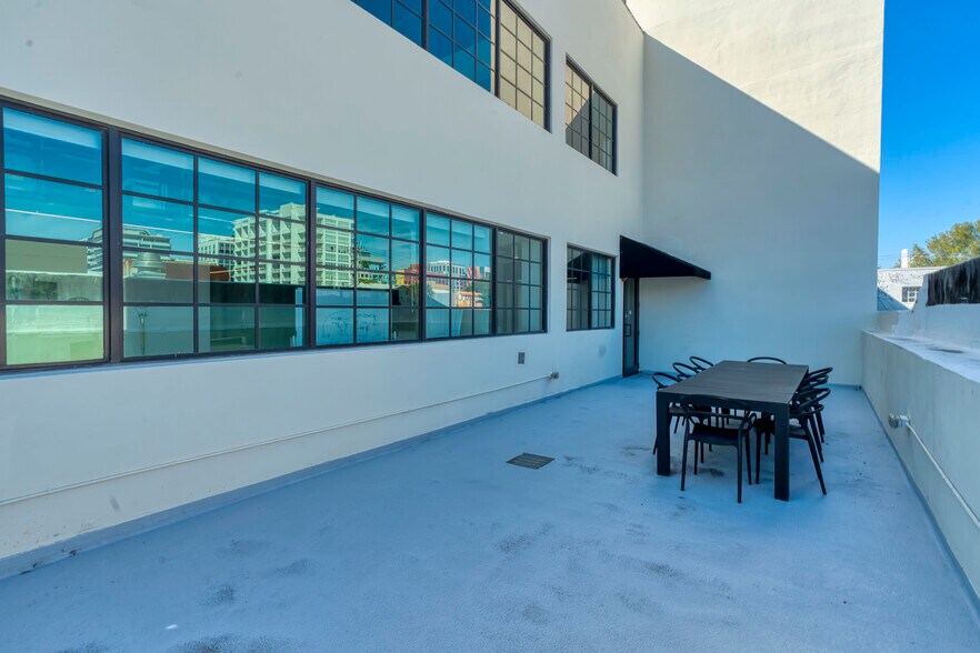 More Photos Of 2509 N Miami Ave, Miami Loft Creative Space For Lease