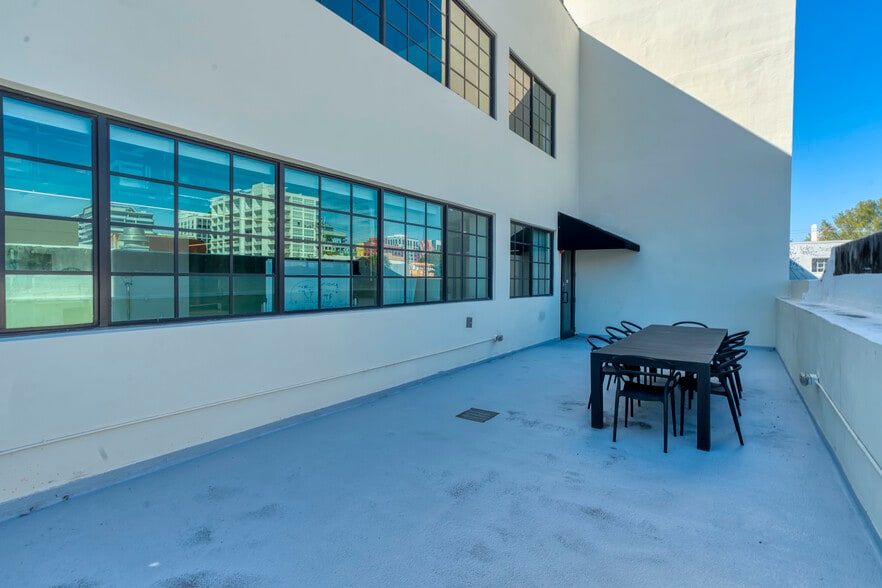 More Photos Of 2509 N Miami Ave, Miami Loft Creative Space For Lease