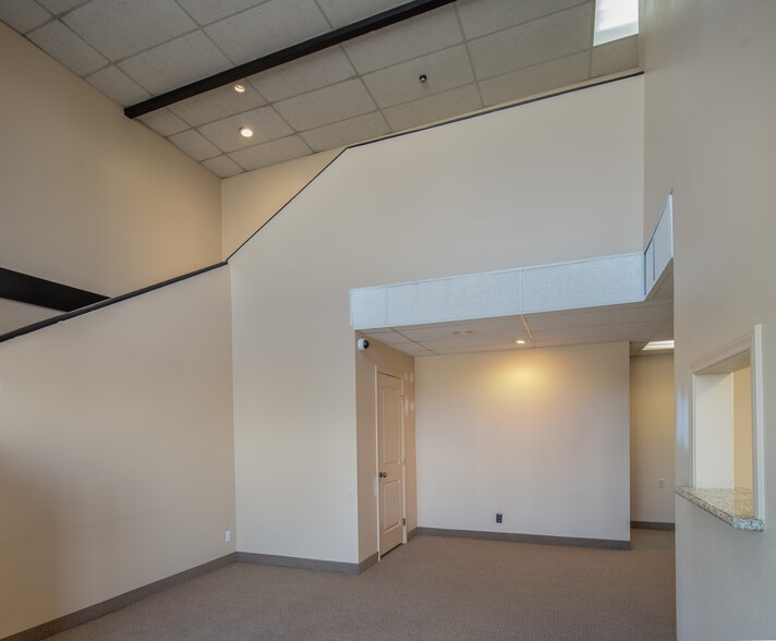 More Photos Of 300 S Turnbull Canyon Rd, City of Industry Warehouse For Sale