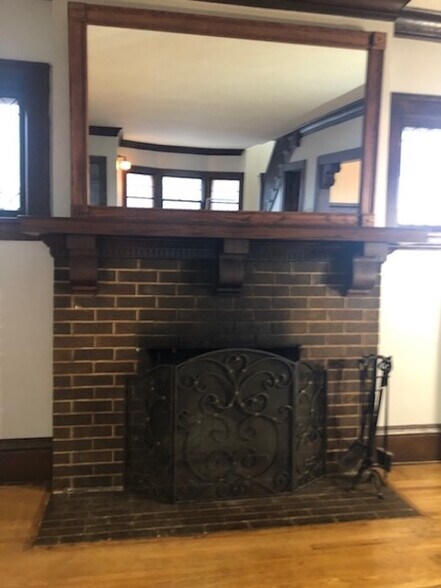 More Photos Of 6368 Elm St, North Branch Office For Sale