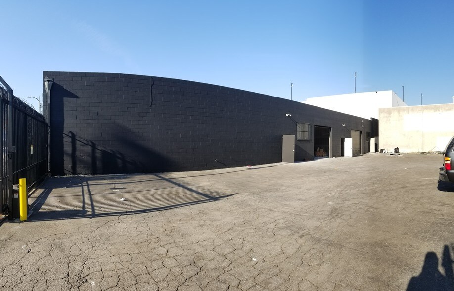 More Photos Of 1107 E 7th St, Los Angeles Manufacturing For Lease