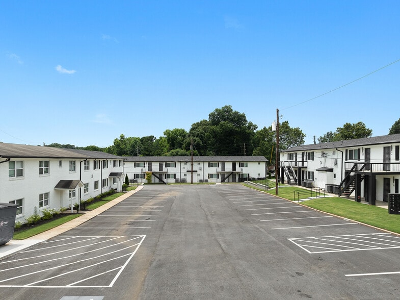 More Photos Of 2612 Steele Ave SW, Atlanta Apartments For Sale
