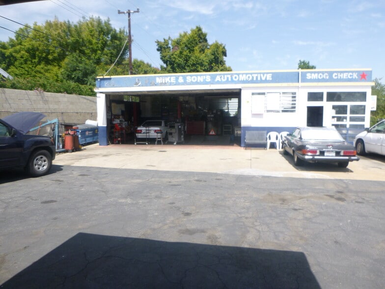 More Photos Of 500 N Altadena Dr, Pasadena Auto Repair For Sale