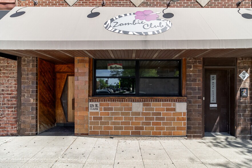 More Photos Of 118 W Clark St, Crown Point Office Residential For Sale