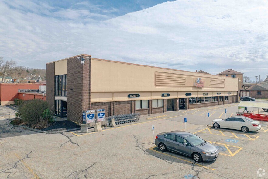 More Photos Of 29 Sunderland Rd, Worcester Supermarket For Sale