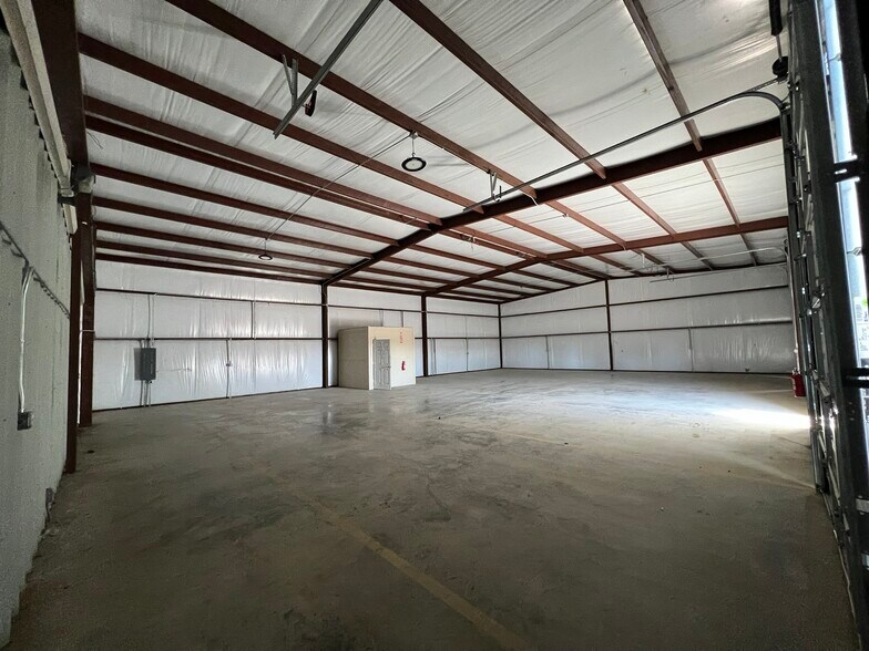 More Photos Of 4632 CR 617, Alvarado Industrial For Sale