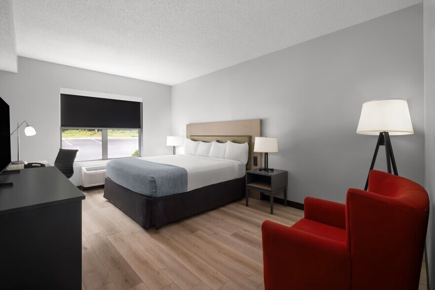 More Photos Of 2001 Mount Harmony Church Rd, Matthews Hotel For Sale