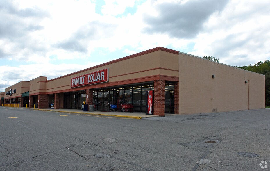 More Photos Of 40950-40955 Merchants Ln, Leonardtown Unknown For Lease