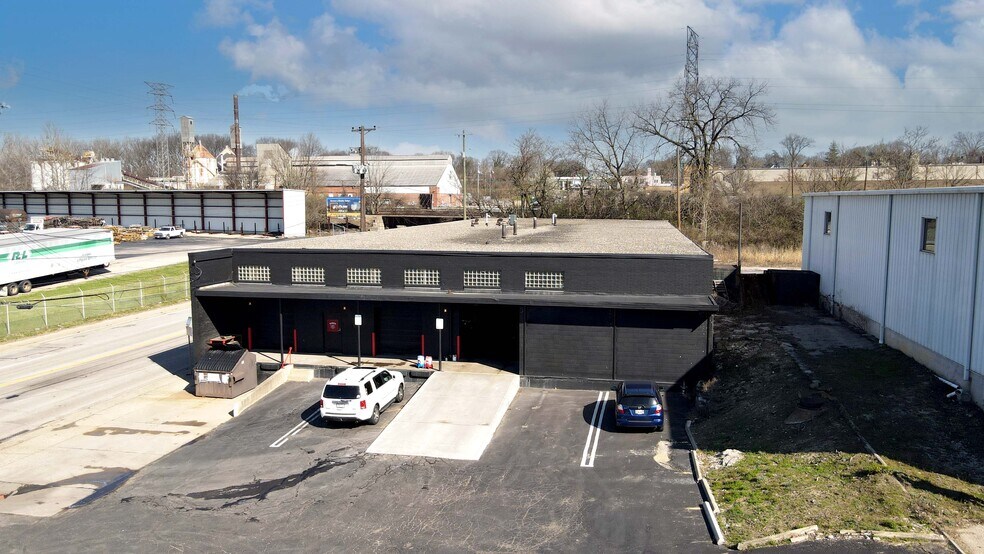 Primary Photo Of 4676 Paddock Rd, Cincinnati Warehouse For Sale