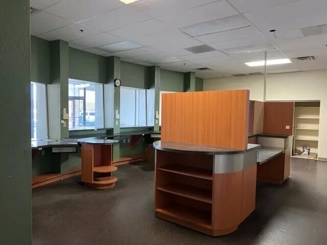 More Photos Of 135 E Ray Rd, Chandler Unknown For Lease