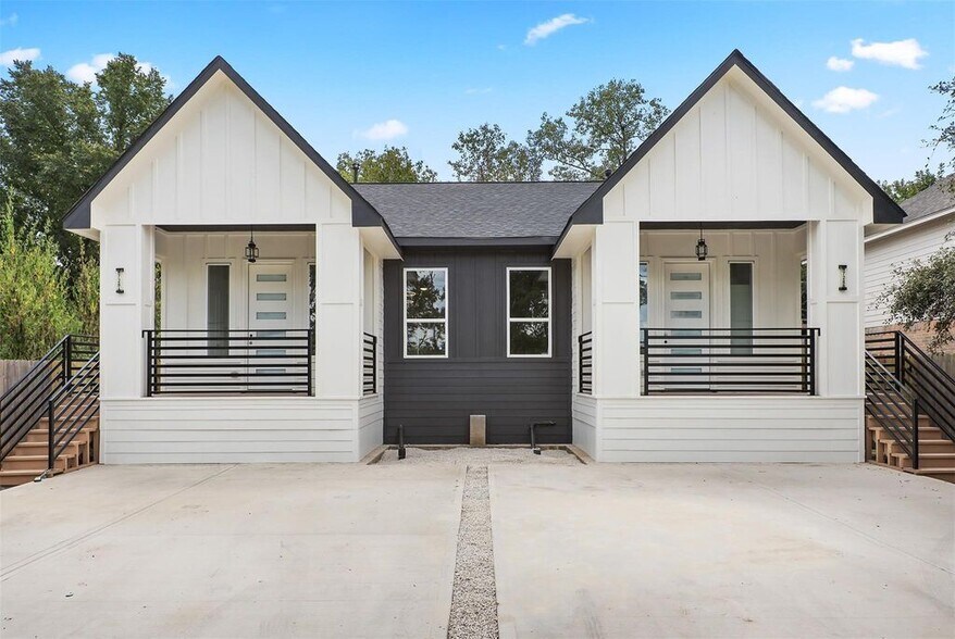 Primary Photo Of 4728 Sunbeam st, Houston Apartments For Sale