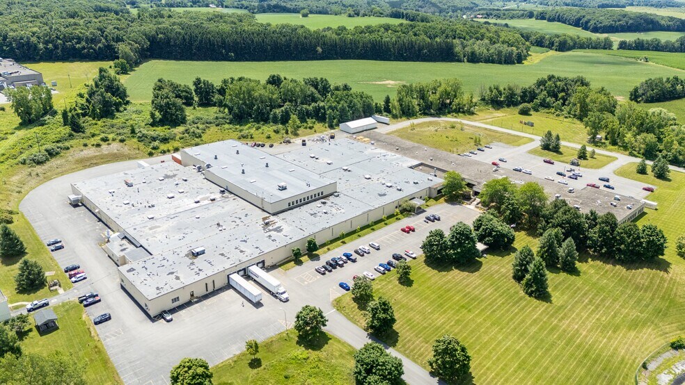 More Photos Of 7629 New York 5, Bloomfield Manufacturing For Lease