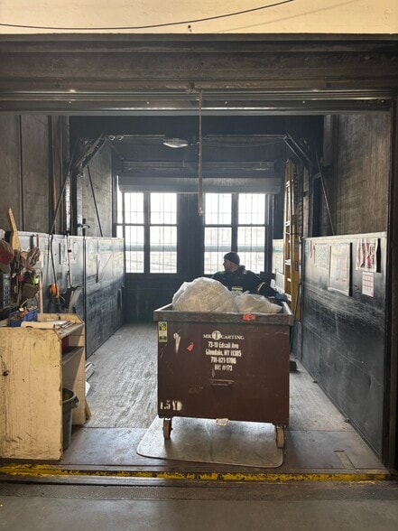 More Photos Of 44-02 11th St, Long Island City Warehouse For Lease