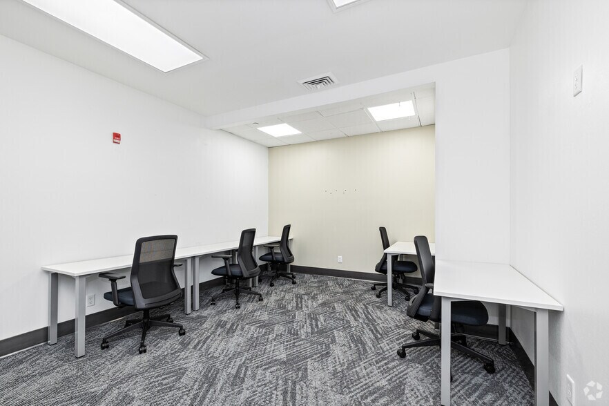 Photo of 1st Floor Ste Office for 4