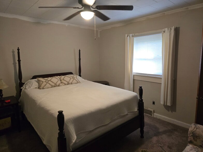 More Photos Of 517 Pleasant Ave, Kannapolis Religious Facility For Sale