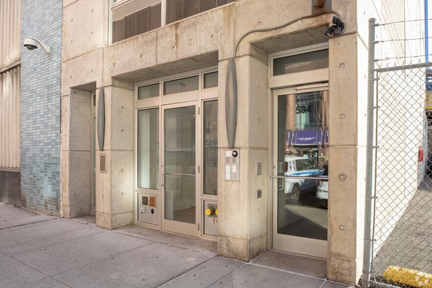 More Photos Of 534 W 42nd St, New York Multifamily For Sale