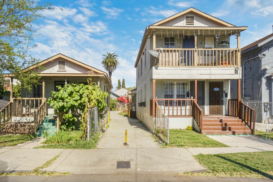 More Photos Of 139 E 36th Pl, Los Angeles Apartments For Sale