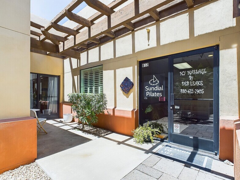 More Photos Of 36800 N Sidewinder Rd, Carefree Medical For Sale