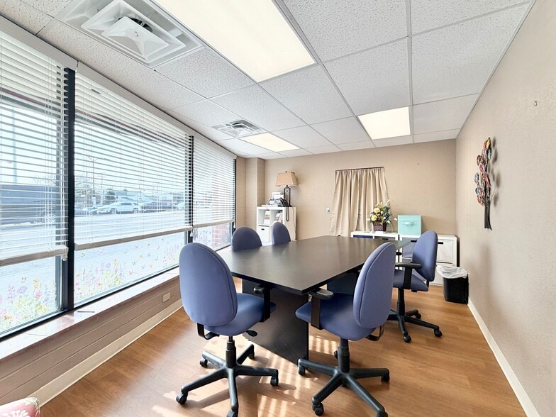 More Photos Of 1330 Mercer St, Princeton Office For Sale
