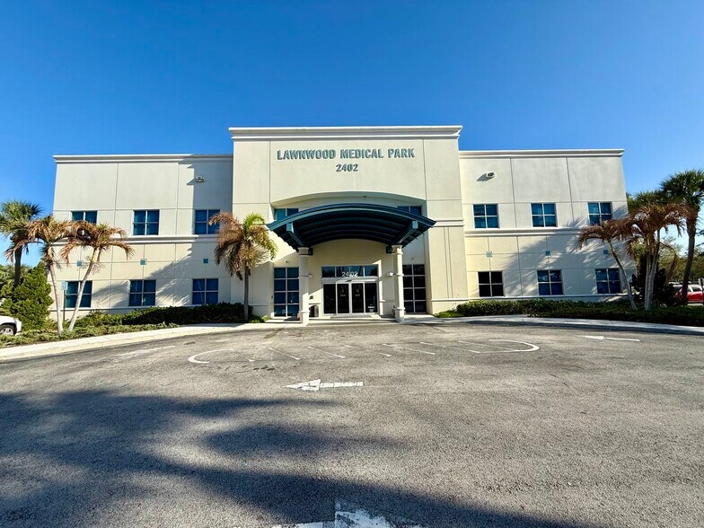 More Photos Of 2402 Frist Blvd, Fort Pierce Medical For Sale