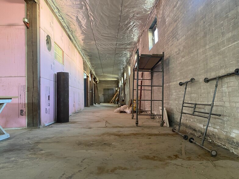 More Photos Of 260 W Stroud St, Randolph Warehouse For Sale