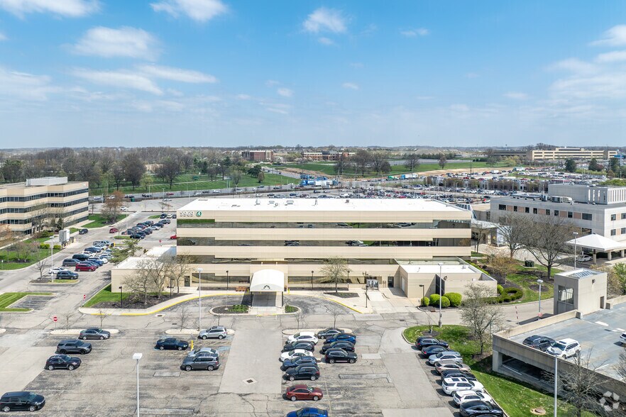 More Photos Of 5969 E Broad St, Columbus Medical For Lease