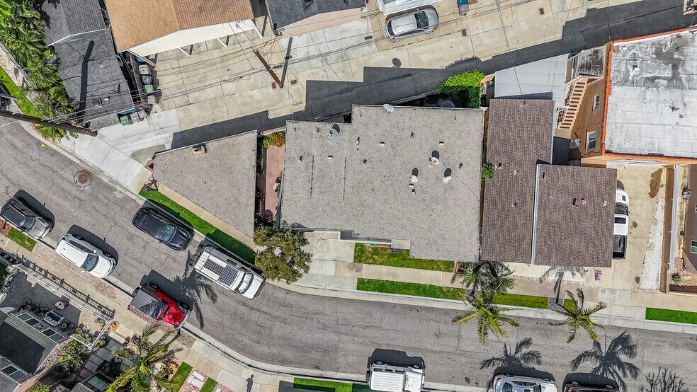 More Photos Of 1521 Marine Ave, Seal Beach Apartments For Sale