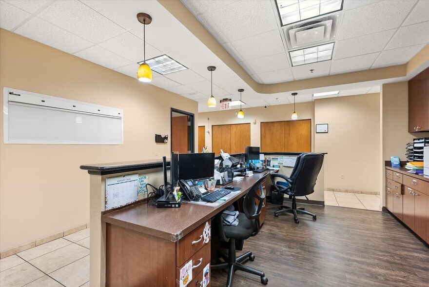 More Photos Of 1507 S Hiawassee Rd, Orlando Medical For Sale