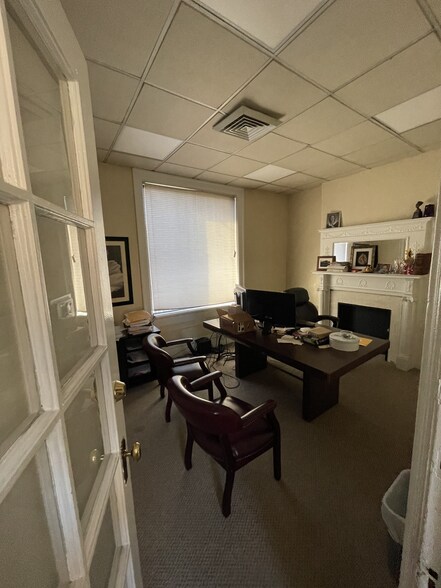More Photos Of 1454 Saint Nicholas Ave, New York Office For Lease