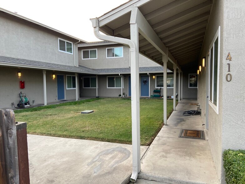 More Photos Of 410 Pine St, Ripon Apartments For Sale