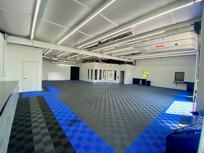 More Photos Of 102 Hilltop Dr, Pelham Medical For Lease