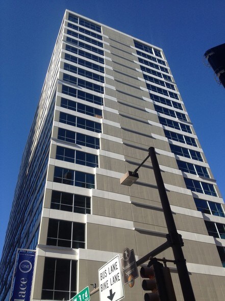 More Photos Of 300 Throckmorton St, Fort Worth Office For Sale