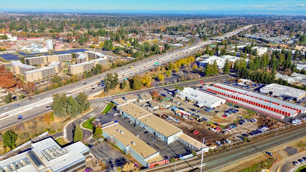 More Photos Of 7322 Folsom Blvd, Sacramento Unknown For Lease