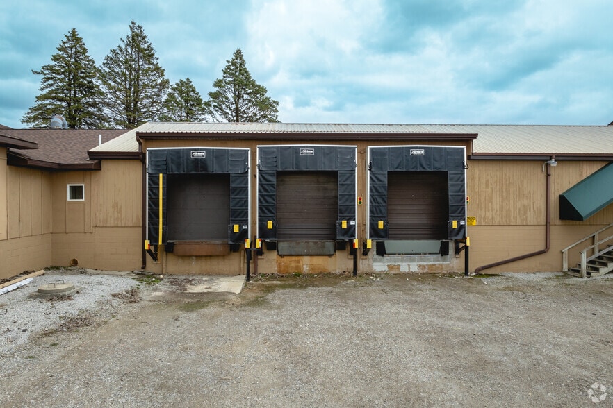 More Photos Of 10464 Bryan Hwy, Onsted Warehouse For Lease