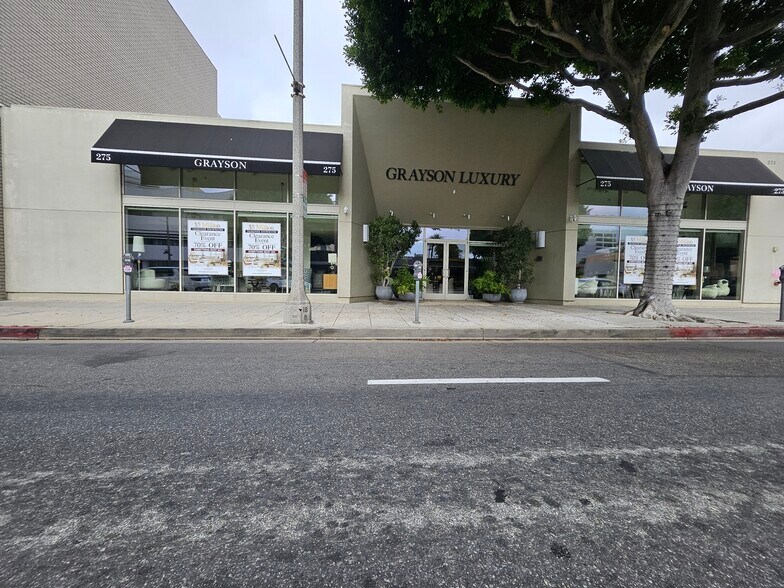 More Photos Of 275 S La Cienega Blvd, Beverly Hills Storefront For Lease