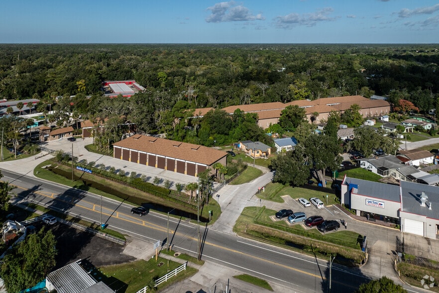 More Photos Of 1245 Canal St, New Smyrna Beach Self Storage For Lease